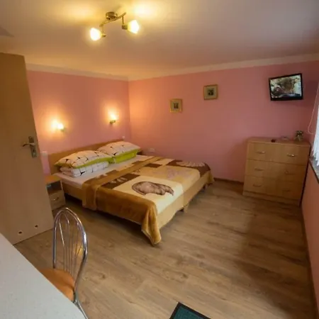 Farmház Agroturystyka Limba Radków